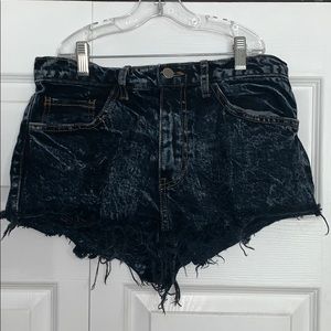 Dark Wash Mid/High Waist Distressed Shorts!